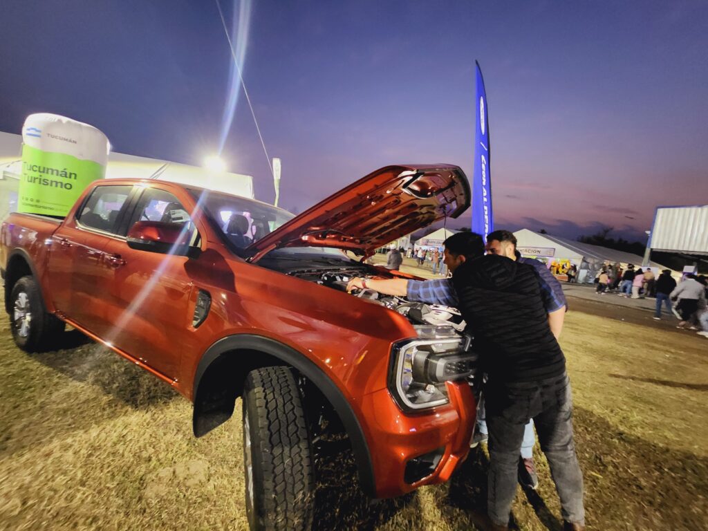 Ford Ranger en Expo Lules Productivo.